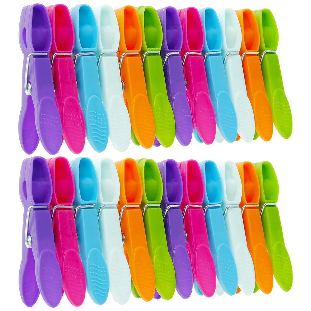 Colorful Clothes Pegs — 48 Pack