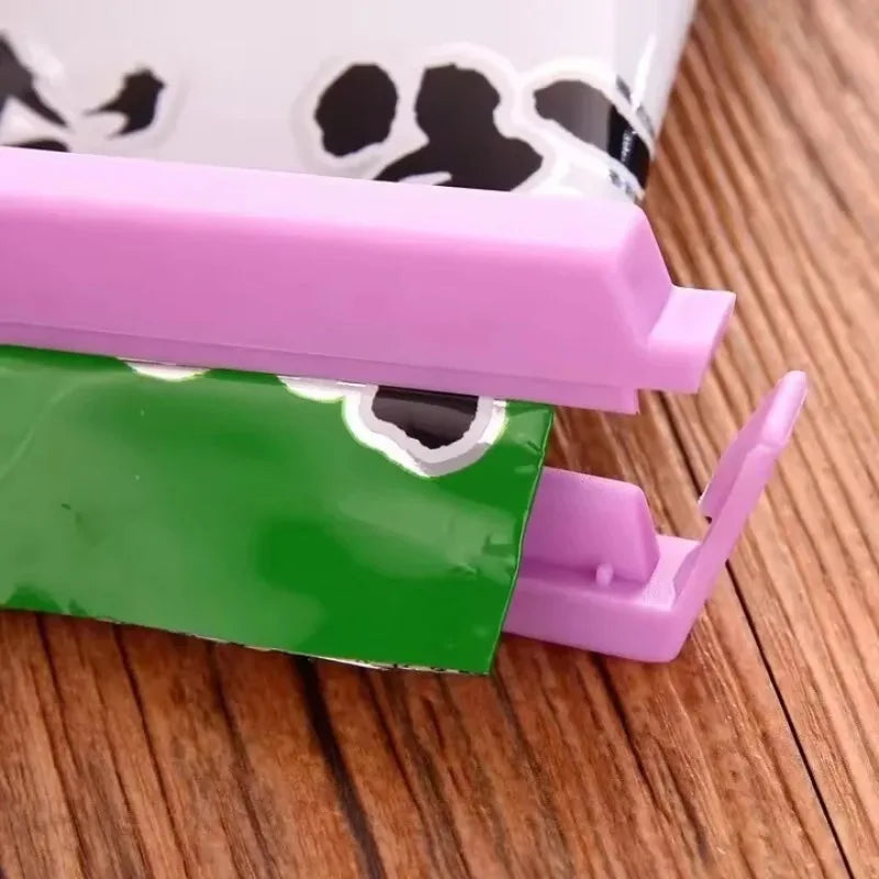 Reusable Bag Sealing Clips — Choice of Pack Size